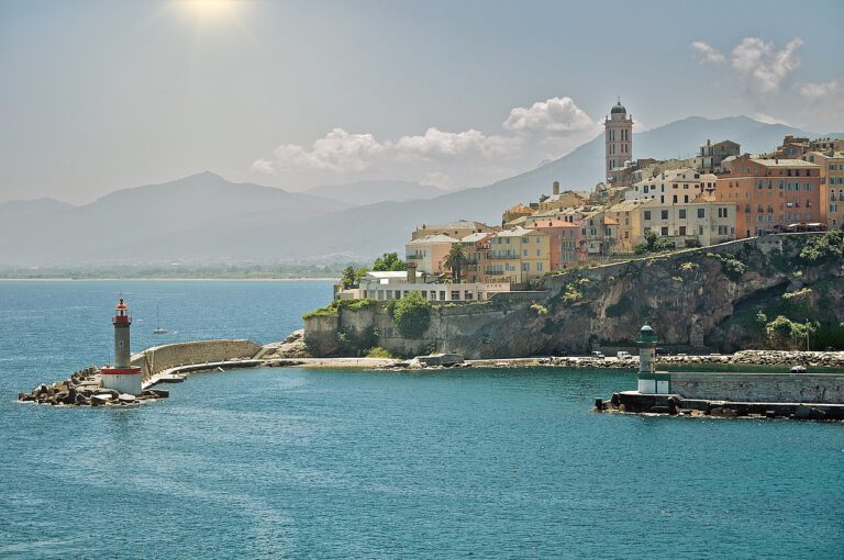 Hintergrund: Insel des Streits – Korsika, Frankreich und die ewige Frage der Unabhängigkeit